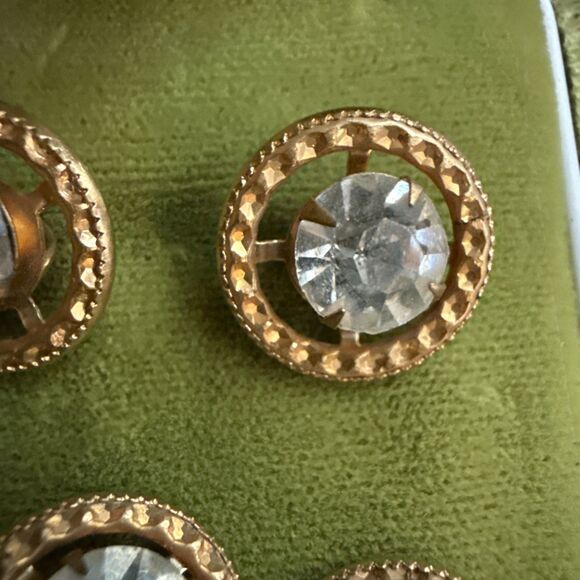 Lot Of 4 Vintage FANCY  Crystal & Gold Tone Buttons - Picture 6 of 7